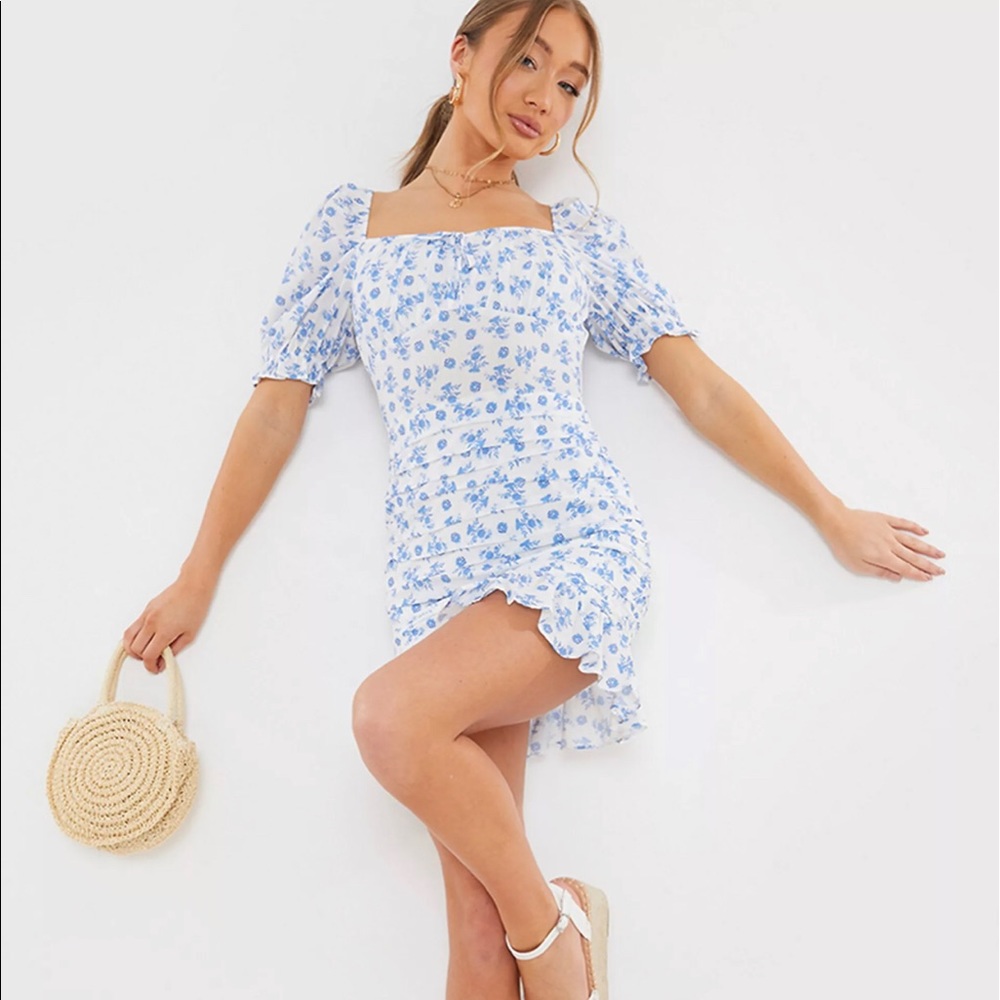 The Style x Billie Faiers puff sleeve mini dress
